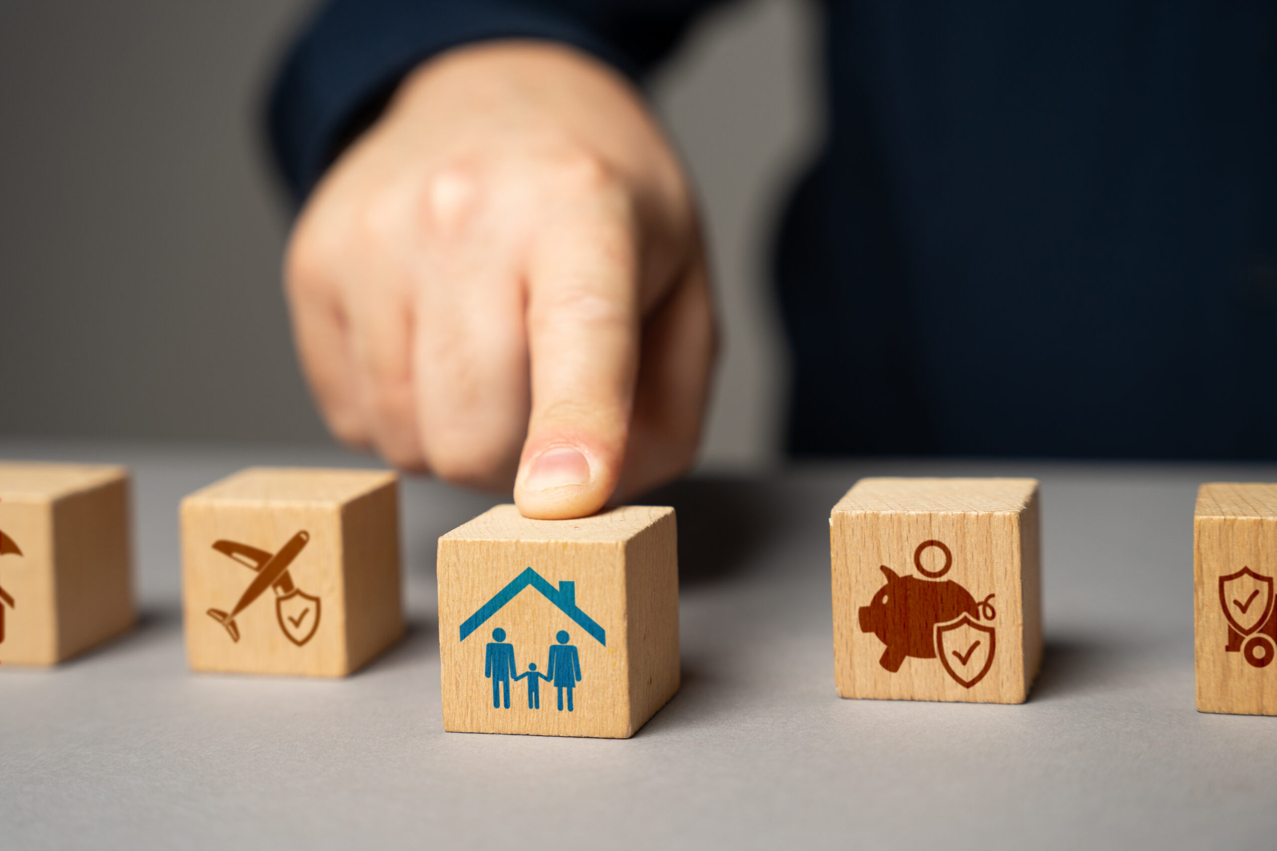 Choose the right insurance. Learn more about insurance products and services. Coverage for different areas of risk, including life, health, auto, home, business insurances.